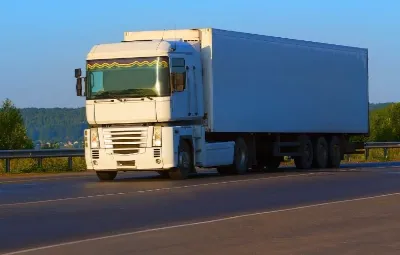 Antalya ile Çeşme Arası Öğrenci Eşyası Taşıma